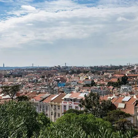 Typical Rustic House In The Heart Of Graca * Lisboa